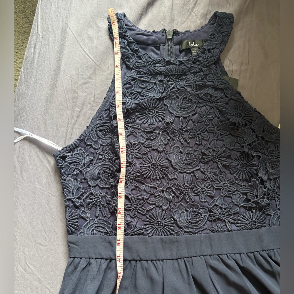 NWT Lulu’s Navy Lace Skater Dress - Picture 6 of 8